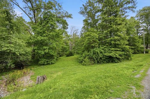 XXX Joseph Drive, Pocahontas, IL, 62275 | Card Image