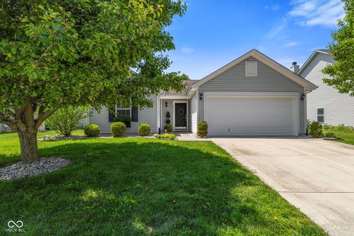 15119 Smarty Jones Dr, Noblesville, IN, 46060-5666 | Card Image