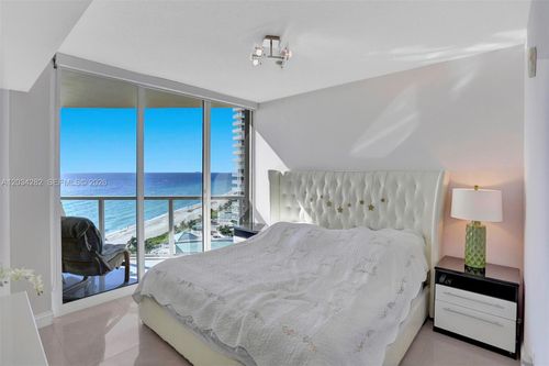 1410-16699 Collins Ave, Sunny Isles Beach, FL, 33160-5408 | Card Image