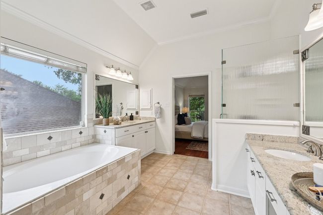 Bright, clean, and spacious—every bathroom adds to the home’s appeal. | Image 10