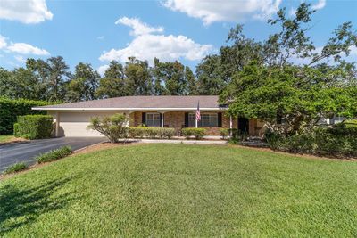 2109 Se 3 Rd Place, House other with 3 bedrooms, 2 bathrooms and null parking in Ocala FL | Image 2