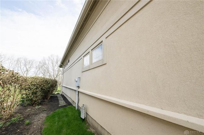 29 Governors Club Dr, House other with 2 bedrooms, 4 bathrooms and null parking in Xenia OH | Image 67