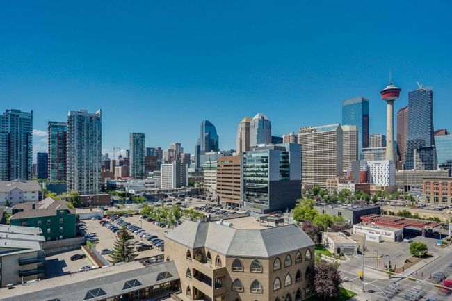 2006 - 1320 1 Street Se, Home with 1 bedrooms, 1 bathrooms and 1 parking in Calgary AB | Image 2