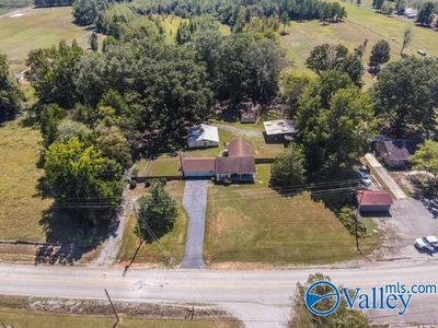 9834 County Road 460, House other with 2 bedrooms, 1 bathrooms and null parking in Moulton AL | Image 2