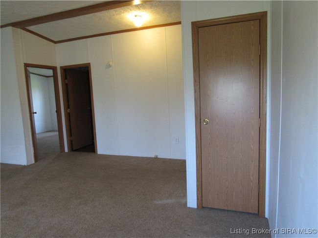 living room | Image 48
