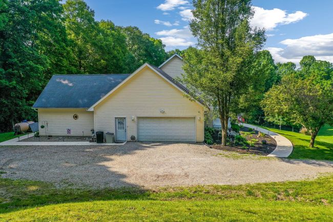 2474 Sleepy Hollow Rd, House other with 3 bedrooms, 3 bathrooms and null parking in Heath OH | Image 29