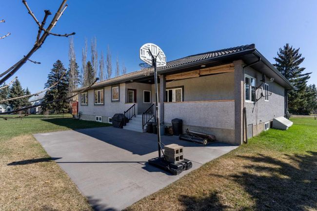 12 Wildflower Cove, Home with 5 bedrooms, 3 bathrooms and 12 parking in Strathmore AB | Image 40