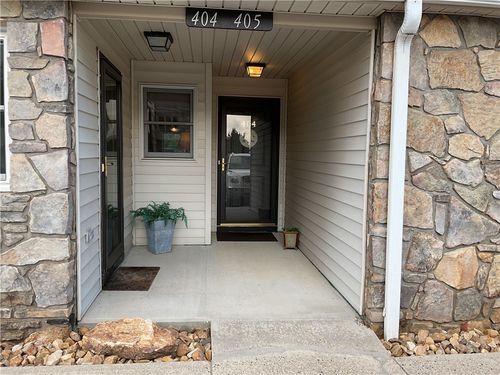 404-80 Club Villa Dr, Glade Valley, NC, 28627 | Card Image