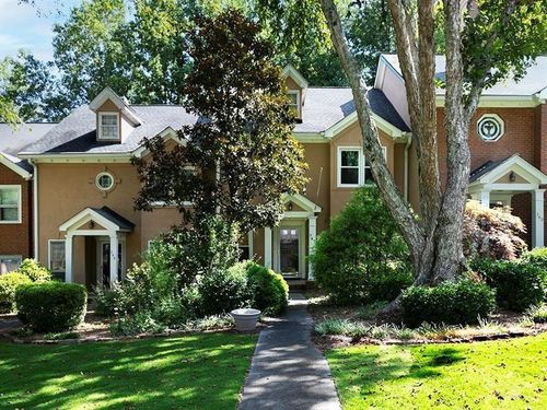 742 Olde Towne Ln, Marietta, GA, 30068-4344 | Card Image
