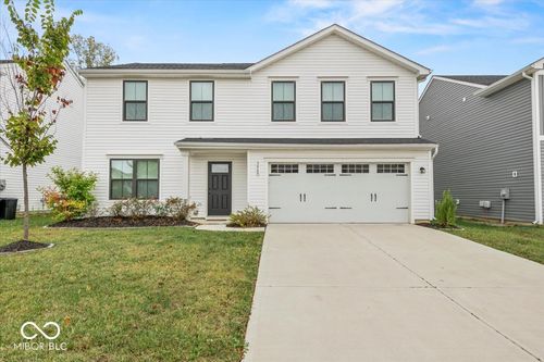 3068 E Thorpe St, Danville, IN, 46122-8028 | Card Image
