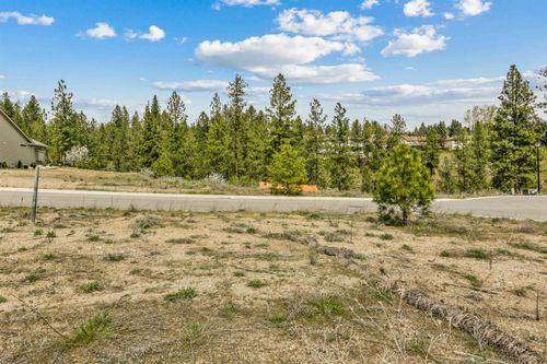 5103 N Scenic Ln, Spokane, WA, 99212-7303 | Card Image