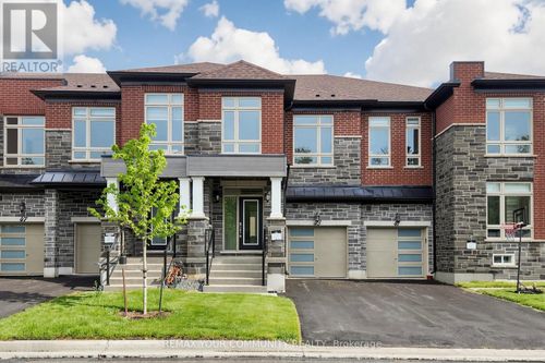 43 Schmeltzer Crescent, Richmond Hill, ON, L4E1K9 | Card Image