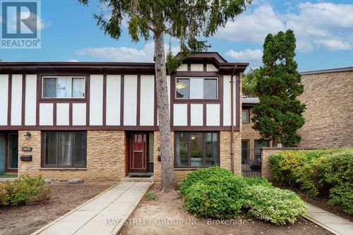 49-100 Burrows Hall Blvd, Scarborough, ON, M1B1M7 | Card Image
