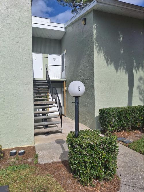 a-580 Fairways Cir, OCALA, FL, 34472-8516 | Card Image