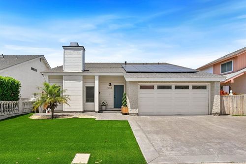 1068 Fuchsia Ln, San Diego, CA, 92154-2647 | Card Image