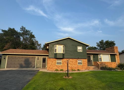 136 Circle Pines Dr Nw, Bemidji, MN, 56601-4248 | Card Image