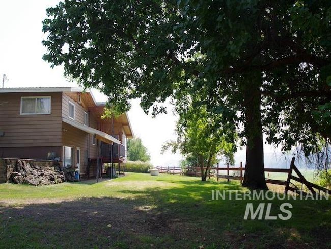 2671 W Fork Rd, House other with 4 bedrooms, 2 bathrooms and 4 parking in Fruitvale ID | Image 12
