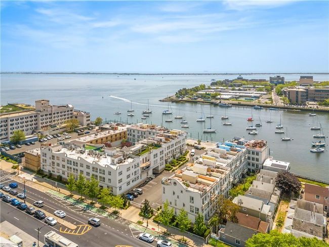 4 - 3116 Emmons Ave, Condo with 2 bedrooms, 3 bathrooms and null parking in Brooklyn NY | Image 44
