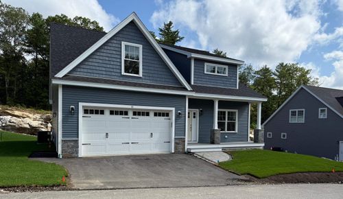 10 Midtrail Crossing Ln, Windham, NH, 03087-1288 | Card Image
