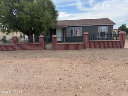 205 W Rio Trl, Paulden, AZ, 86334-2809 | Card Image