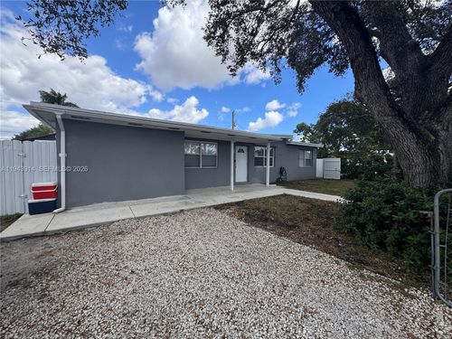 5721 Sw 41st St, West Park, FL, 33023-6102 | Card Image