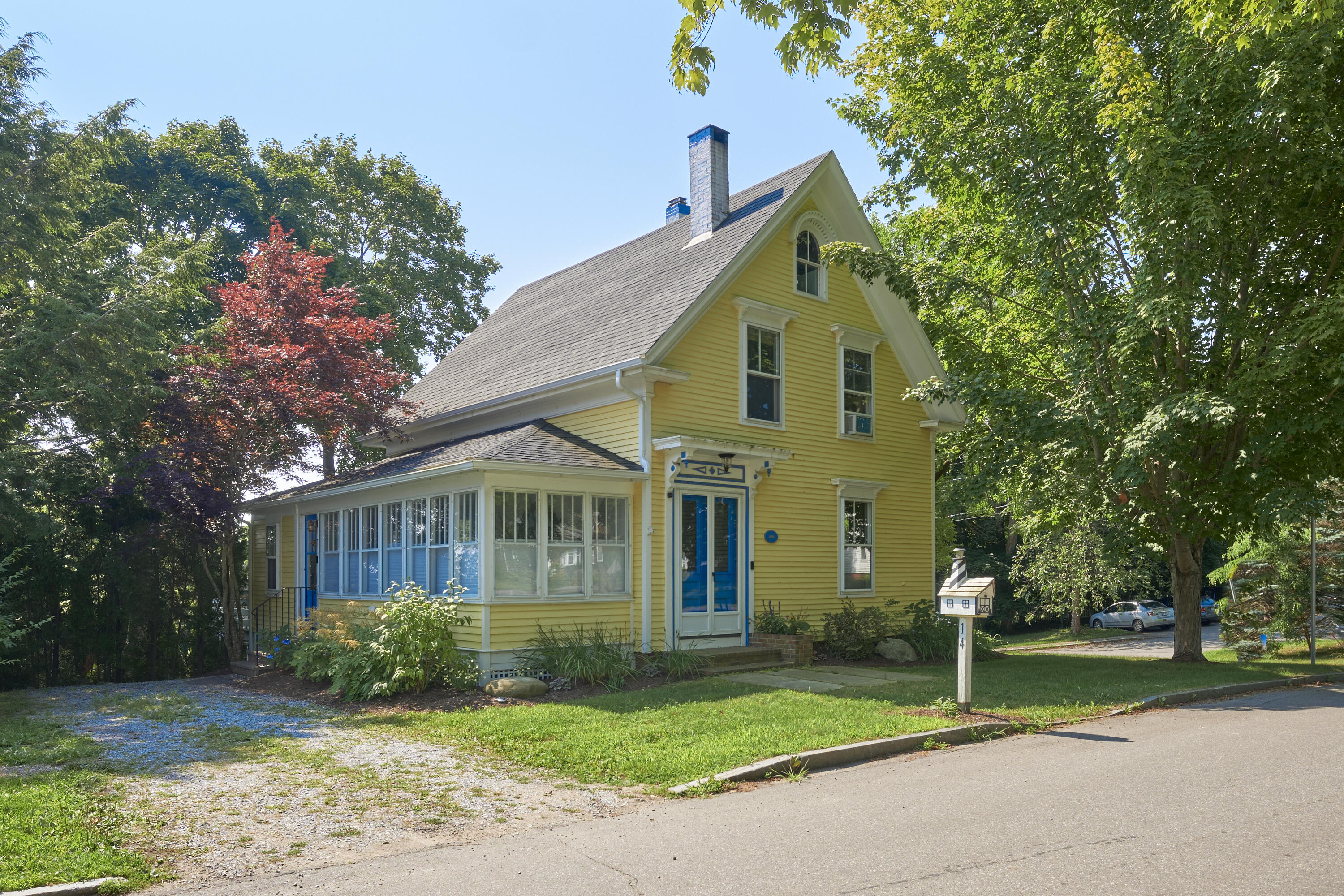 Alden St, Camden, ME 04843