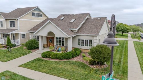 4809 39th Ave S, Fargo, ND, 58104-7572 | Card Image