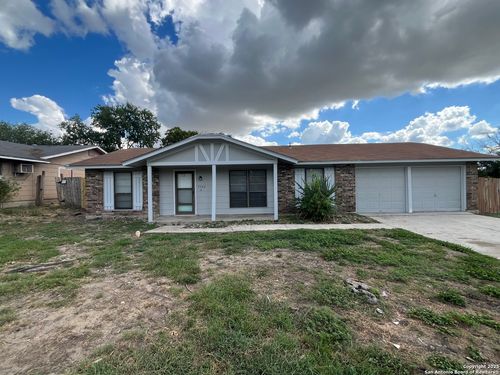 7102 Glen Pt, San Antonio, TX, 78239-3419 | Card Image