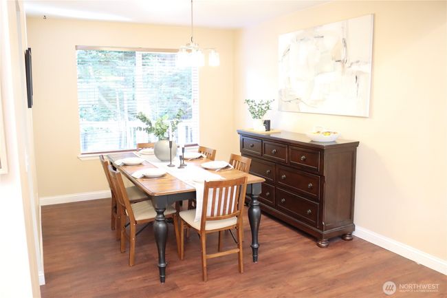 5312 Picnic Point Road, House other with 4 bedrooms, 3 bathrooms and 3 parking in Edmonds WA | Image 8