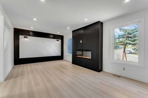 62 Deer Ridge Way Se, Calgary, AB, T2J5Y6 | Card Image