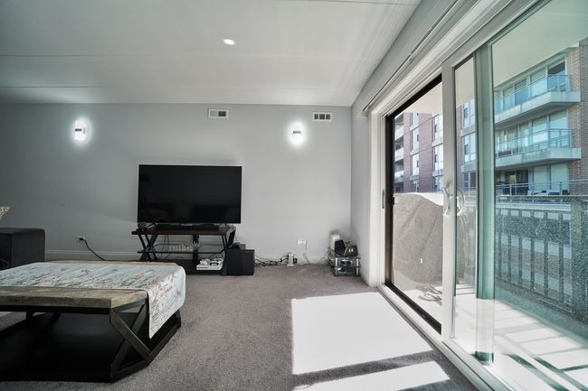 APT-2K - 603 River Rd, Condo with 2 bedrooms, 2 bathrooms and 1 parking in Des Plaines IL | Image 7