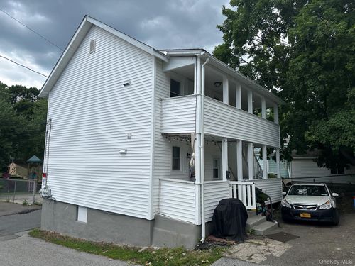 92 Center St, Highland Falls, NY, 10928-1901 | Card Image