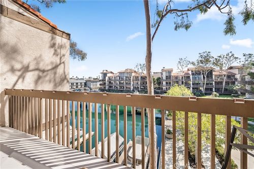 7324 Marina Pacifica Dr N, Long Beach, CA, 90803-3808 | Card Image