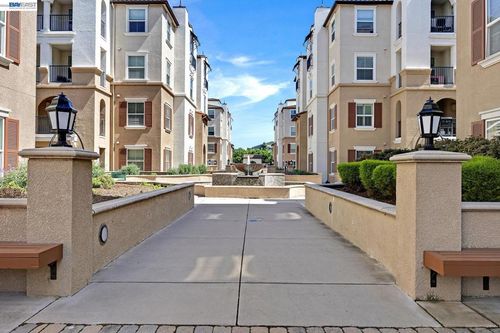 apt-412-3275 Dublin Blvd, Dublin, CA, 94568-4615 | Card Image