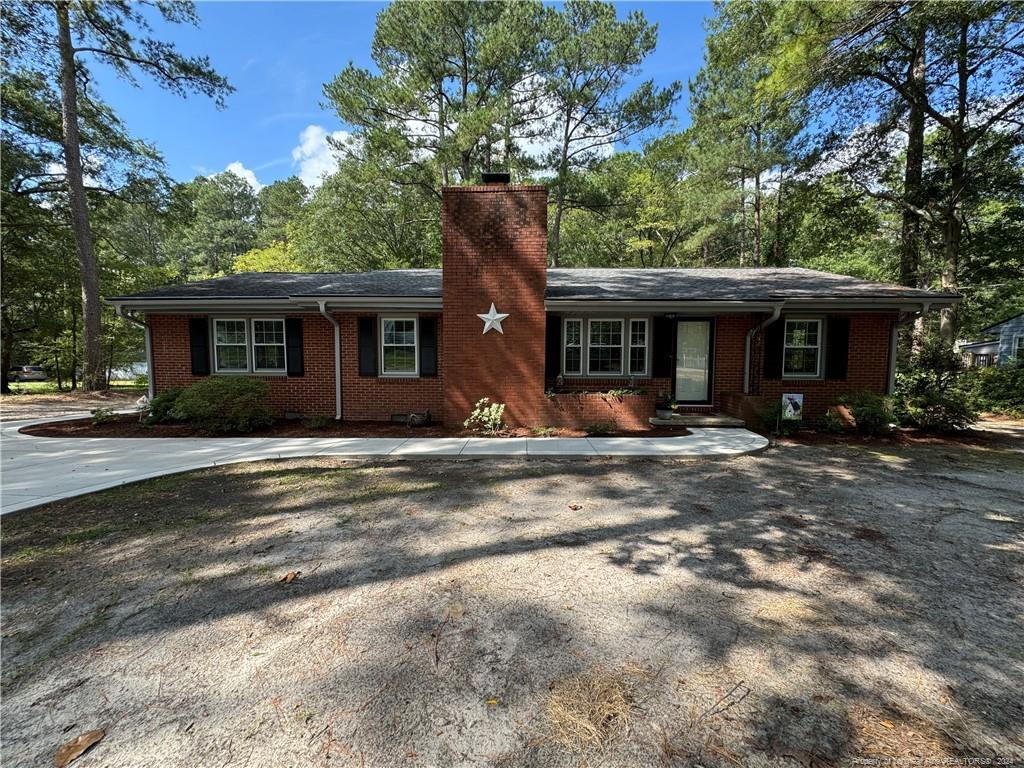 Fulton St, Raeford, NC 28376