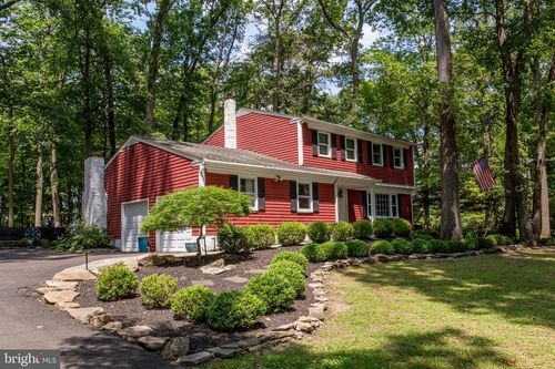 6193 Honey Hollow Rd, DOYLESTOWN, PA, 18902-9470 | Card Image