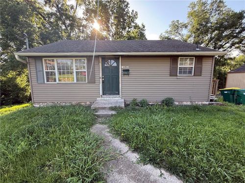 2801 S 8th St, Kansas City, KS, 66103-2523 | Card Image