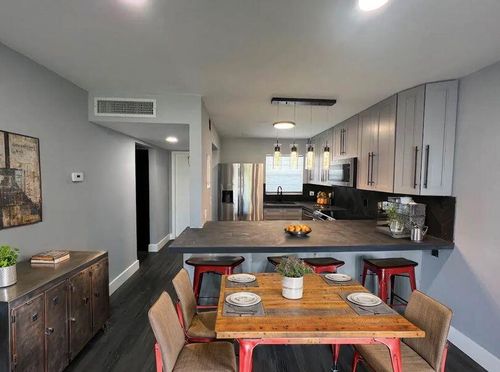 306-1630 Embassy Dr, West Palm Beach, FL, 33401-1911 | Card Image