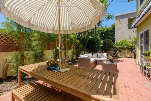 b-4035 Wade St, Los Angeles, CA, 90066-5760 | Card Image