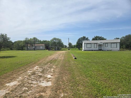 464 County Road 613, Skidmore, TX, 78389-3720 | Card Image