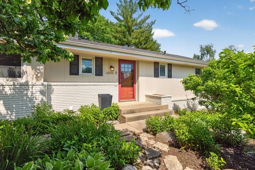12010 Highway 55, Plymouth, MN, 55441-4745 | Card Image
