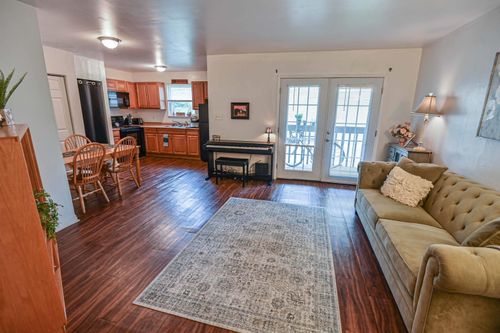 4-809 California Street, TALLAHASSEE, FL, 32304 | Card Image