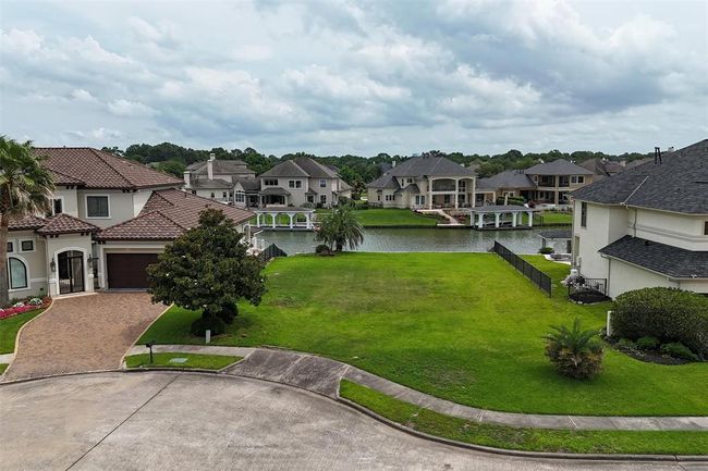 your last chance to build a luxurious custom waterfront home on the highly desirable gated section of Seabrook Island! | Image 13