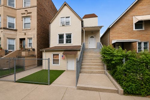 8914 S Exchange Ave, Chicago, IL, 60617-3392 | Card Image