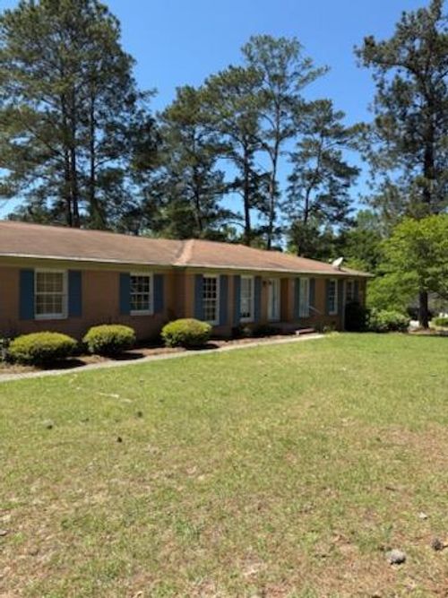 1102 Victoria Dr, Dublin, GA, 31021-5579 | Card Image