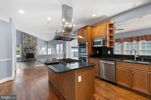 434 Spring Hollow Dr, MIDDLETOWN, DE, 19709-7801 | Card Image