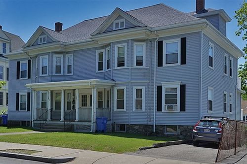 01-381 Crescent St, Waltham, MA, 02453-3862 | Card Image