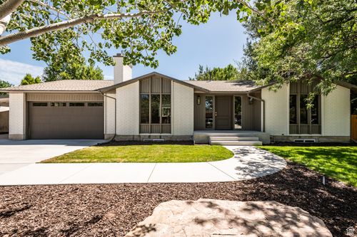 786 Pecos Dr, Sandy, UT, 84094-4911 | Card Image
