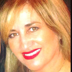 Laura Selby