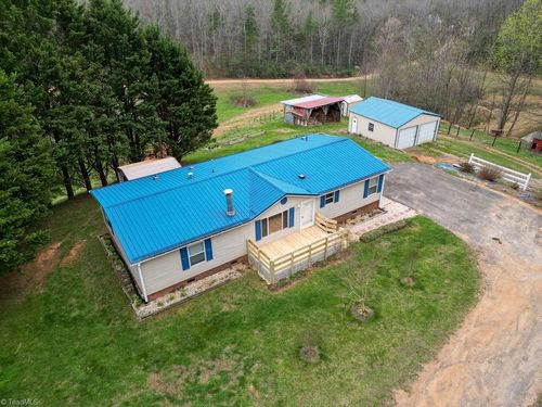 120 S Ivy Green Ln, Lowgap, NC, 27024-7020 | Card Image